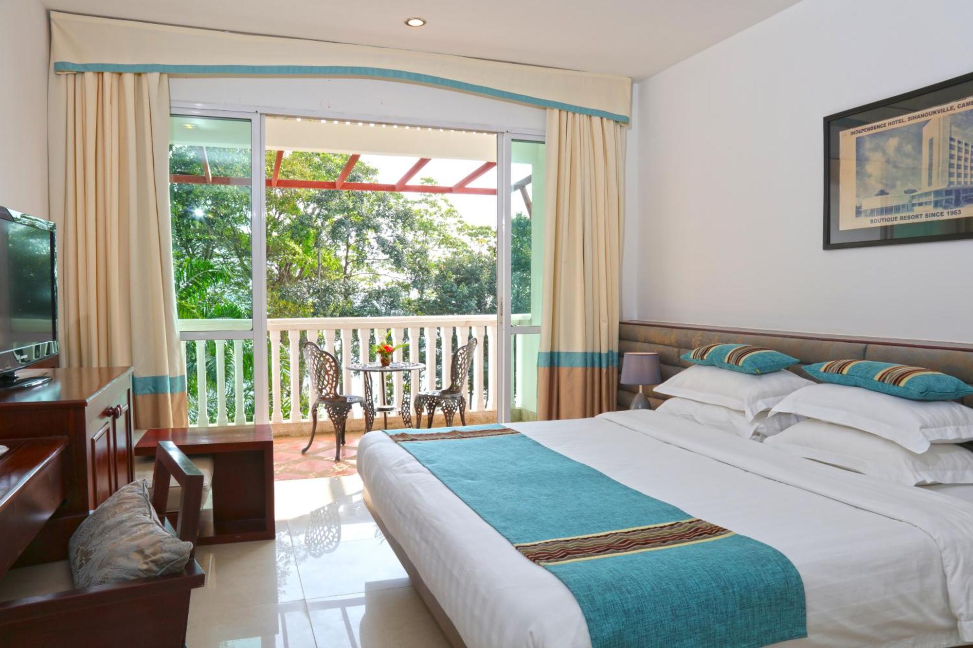 Independence Hotel Resort & Spa Сиануквиль Экстерьер фото