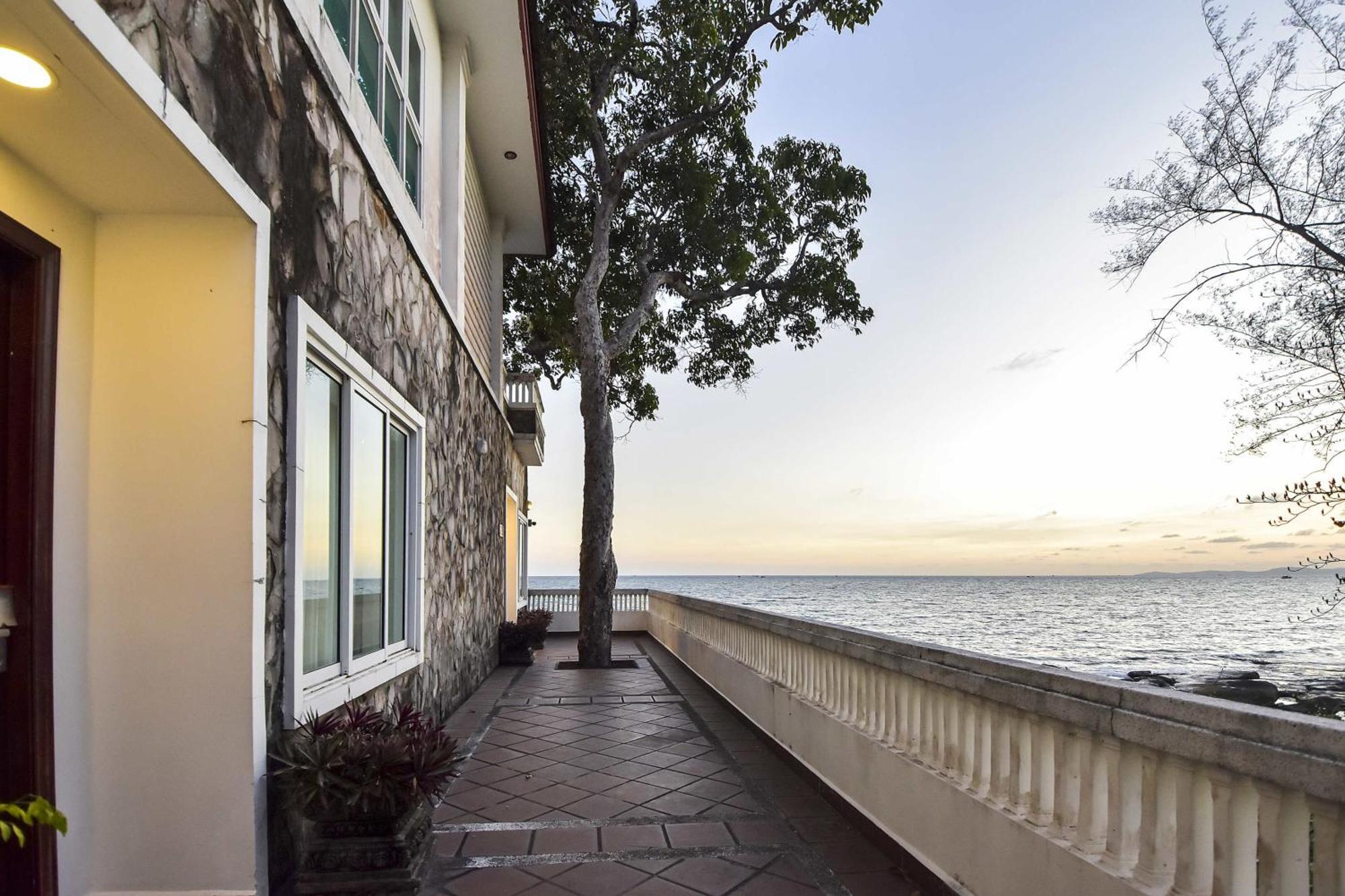 Independence Hotel Resort & Spa Сиануквиль Экстерьер фото