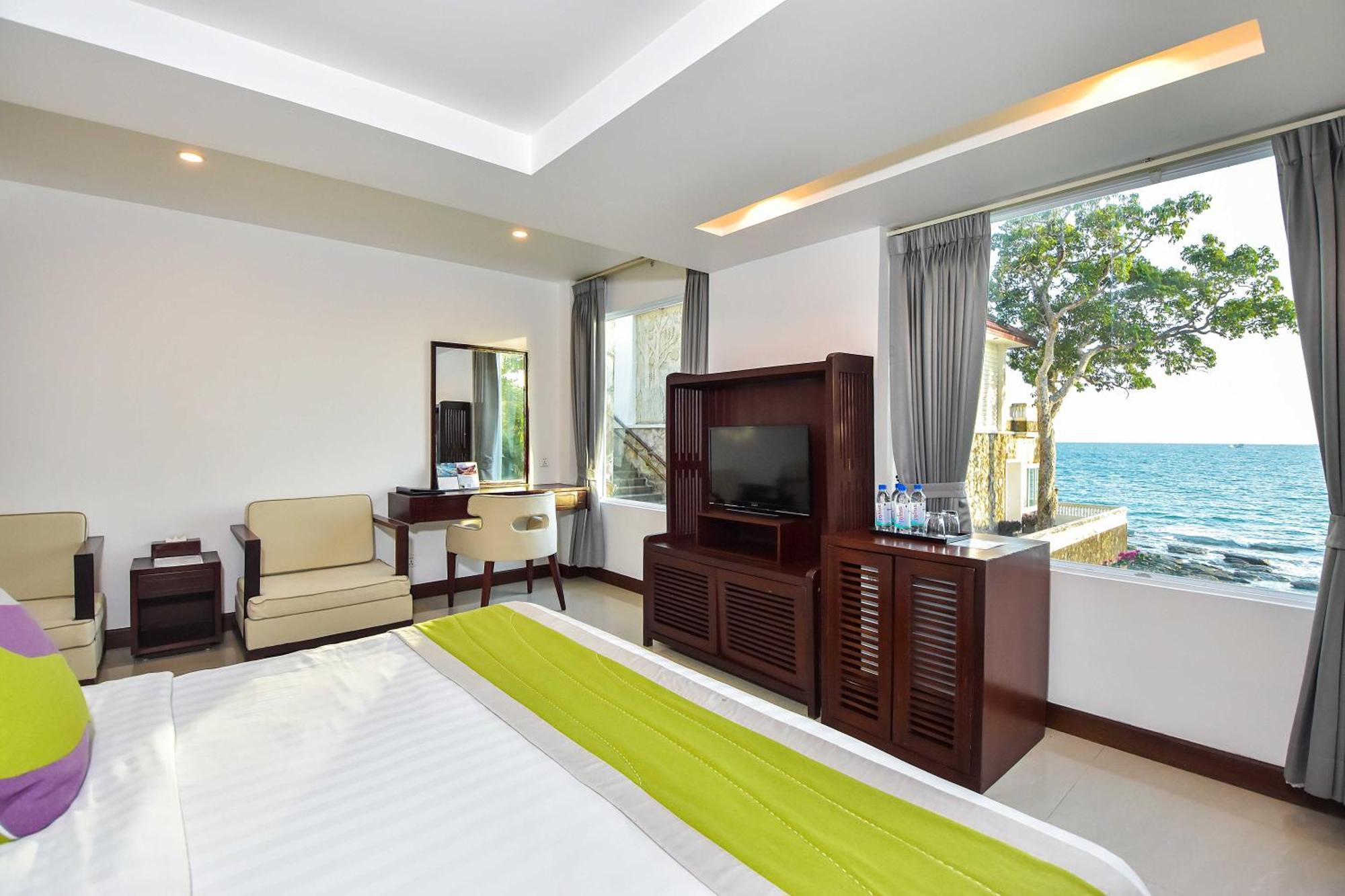 Independence Hotel Resort & Spa Сиануквиль Экстерьер фото