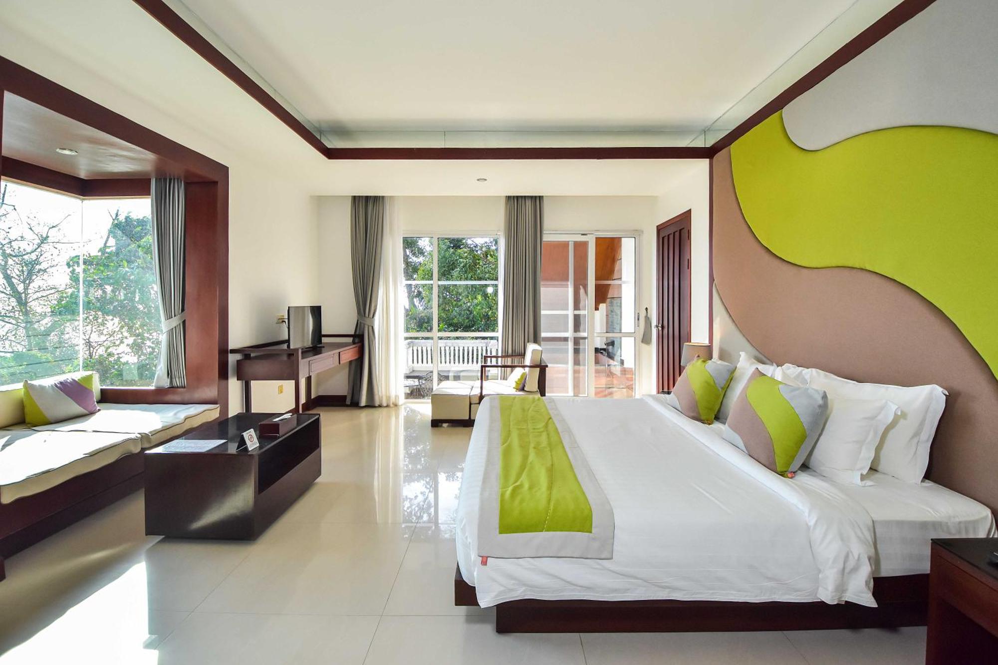 Independence Hotel Resort & Spa Сиануквиль Экстерьер фото